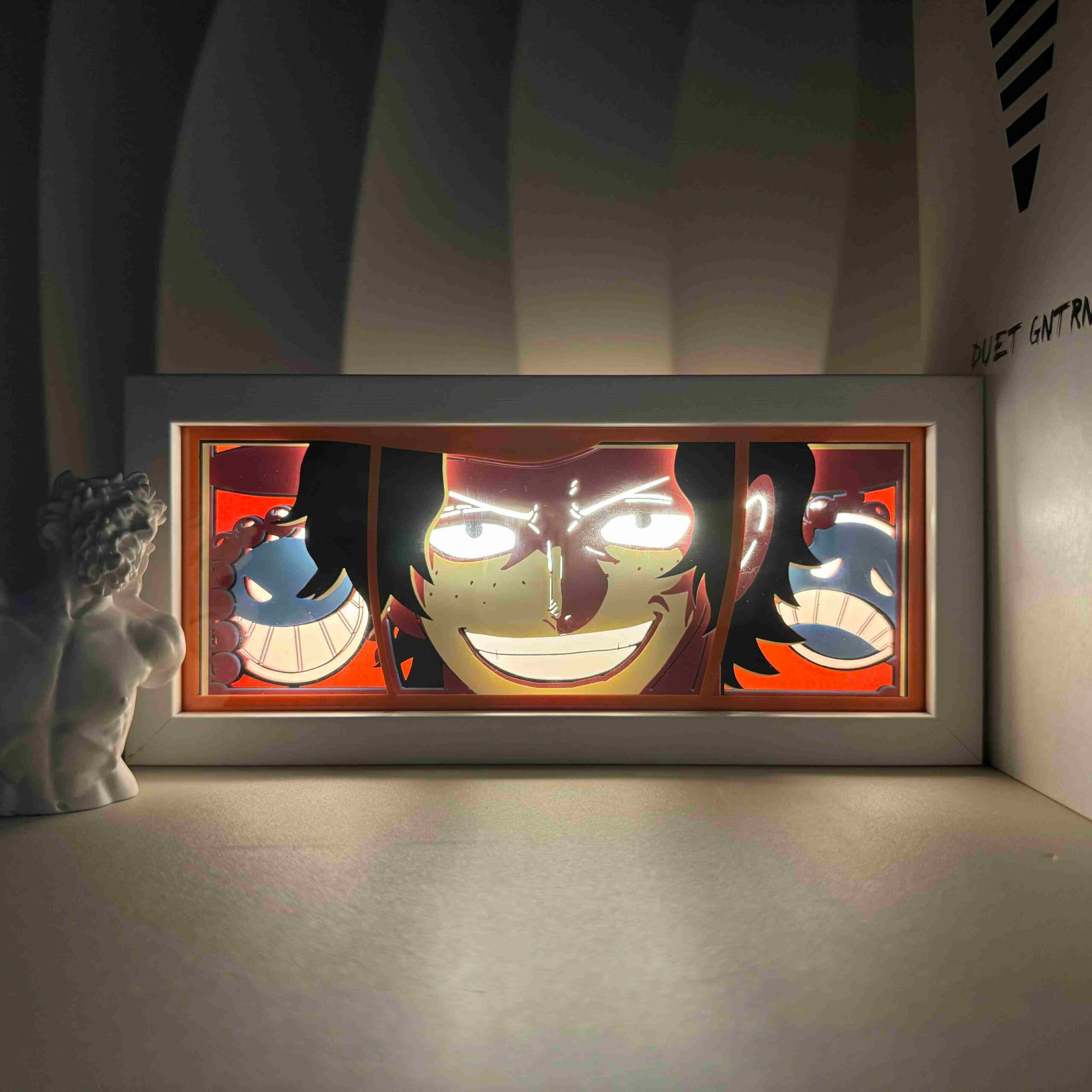 Lampada light box Barbanera Marshall D. Teach accesa, One Piece